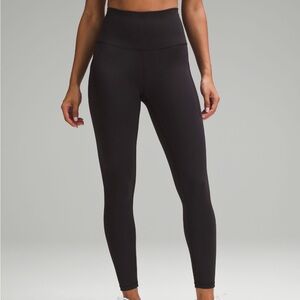 Lululemon Wunder Train 25 in - Black - Size 6